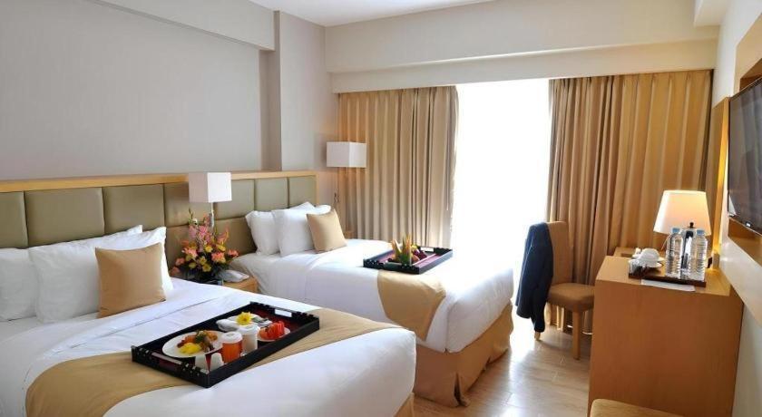 Horison Ultima Semarang Hotell Eksteriør bilde